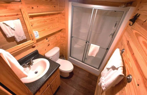 Mammoth Creek Cabin | Cabins by Panguitch Lake: Where Rustic Charm Meets Amazing Fishing!