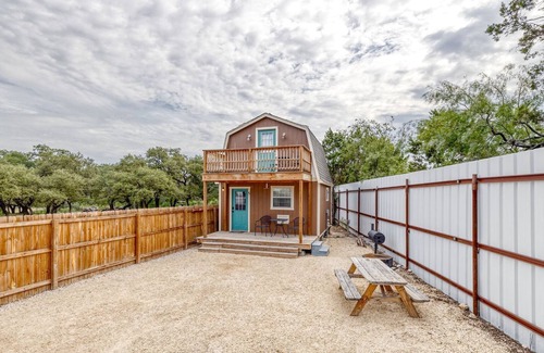Concan Cabin | Cabins by the Frio River - River Rock Cabin #5