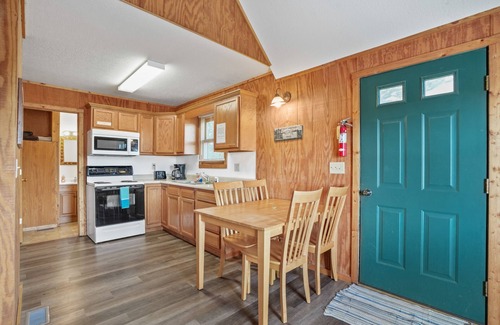 Logan Cabin | Cabins In Hocking - Retreat cabin #1