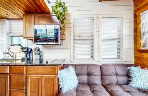 Harper House | Cabins on the Ranch