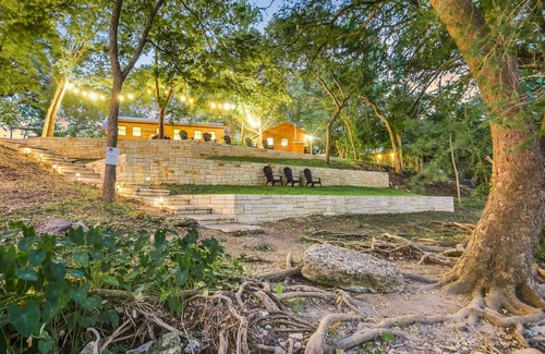 Wimberley Cabin | Cabins on the Square: Tranquility Suite #2