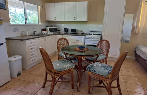 Kalbarri Cabin | Cable Cottage Bed and Breakfast