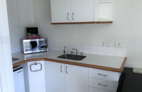 North Dunedin Hotel | Cable Court Motel