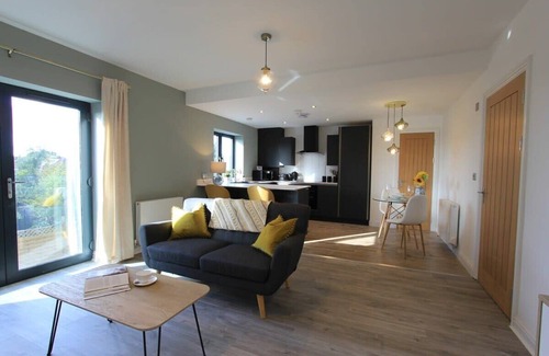 Filton Apartment | Cabot Mews Apartment 4 - Hopewell