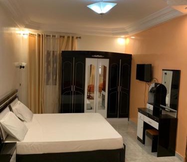 Pointe des Almadies Apartment | Cabral résidence