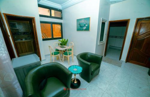 Pointe des Almadies Apartment | Cabral residence