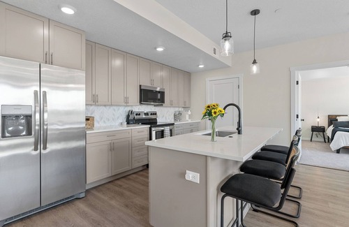 St. George Condo | Cactus Blossom Oasis: Desert Color Lagoon + Beaches! Dog Friendly, Great Views!