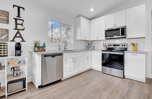 Arrowhead Lakes House | Cactus Cove: 3-Bedroom Lakefront Home w/Pool, EV Charger in Arrowhead Lakes.