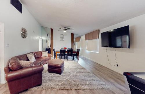 Paradise Valley House | Cactus Cove