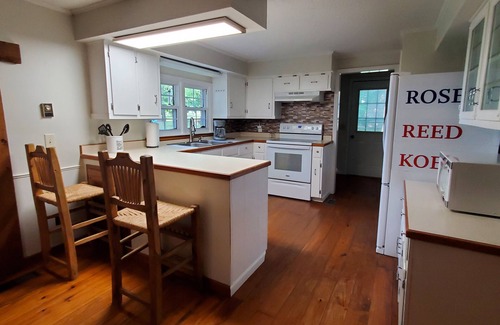 Stockton House | Caddyshack - Located on Stockton Golf Course