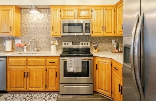 Bella Vista House | CaddyShack~ Newly remodeled townhome yards from back 40 bike trails