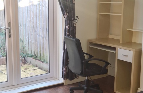 Newcastle-upon-Tyne House | Cade's BnB. Newcastle Upon Tyne.