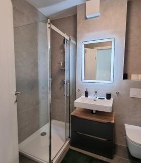 Novi Zagreb Apartment | Caelestis greenside residence