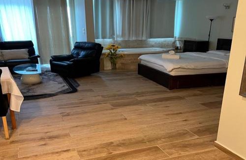 Caesarea Apartment | Caesarea Retreat