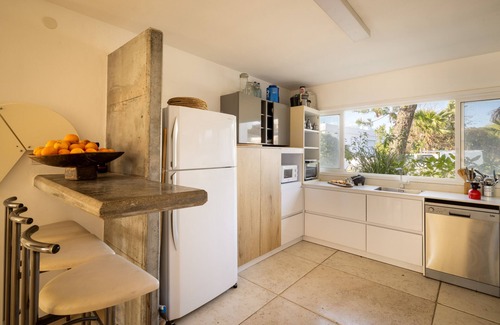 Caesarea House | Caesarea Sea-Side Retreat by Sea N' Rent