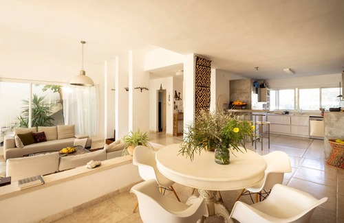 Caesarea House | Caesarea Sea-Side Retreat by Sea N' Rent