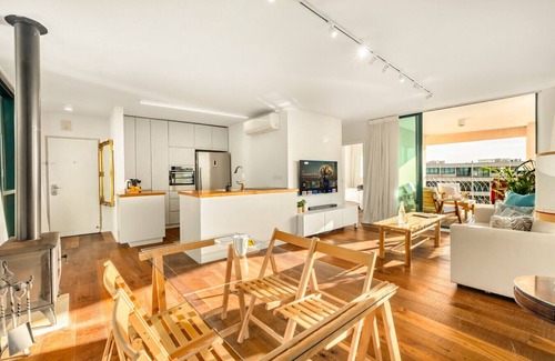 Caesarea Apartment | Caesarea Seaview Elegant Stay by Sea N' Rent