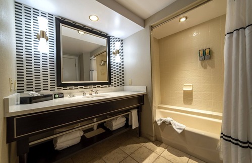Bridgeport Hotel | Caesars Southern Indiana
