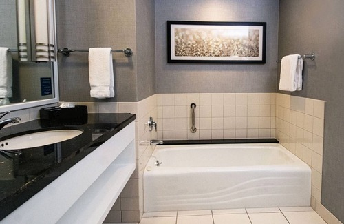 Windsor Hotel | Caesars Windsor
