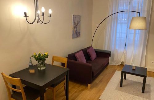 Heidelberg City Centre Apartment | Café & Hotel Knösel