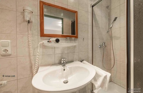 Obertrubach Cottage | Café - Pension Leistner - Double room