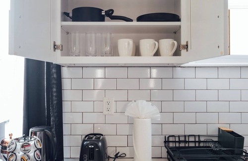Jersey City Apartment | Café Greenery - Luxury 2 Bedroom 1 Bath 30min to NYC! New Launch Promo!