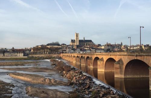 Nevers Apartment | Cafe Velo Nevers
