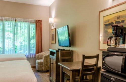 Sun Peaks Hotel | Cahilty Lodge
