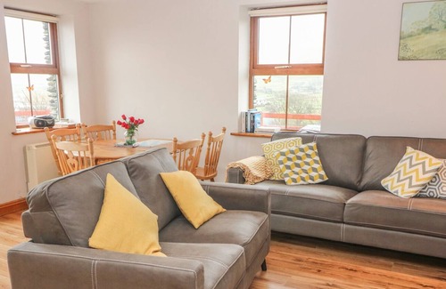 Caherkeen Cottage | CAHIRKEEN COTTAGE, pet friendly in Allihies, County Cork