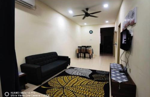 Gambang House | Cahya Homestay Bukit Gambang