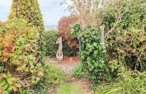 Dungarvan House | Cairbre House