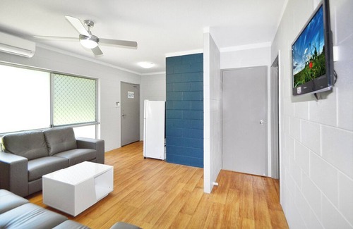 Smithfield Apartment | Cairns Adventure Lodge - 3B
