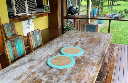 Redlynch House | Cairns PET FRIENDL THE HOMESTEAD: Redlynch Pet fees apply Kitchenette YES
