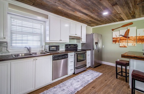 Bayou Gauche Cabin | Cajun Bayou Retreat