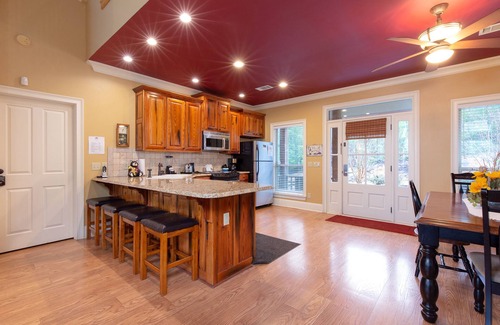 Pittman Center Cabin | Cajun Spice | Outdoor Spaces, Hot Tub, Fire Pit
