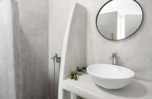 Perissa House | CAL DAY ROOMS SANTORINI