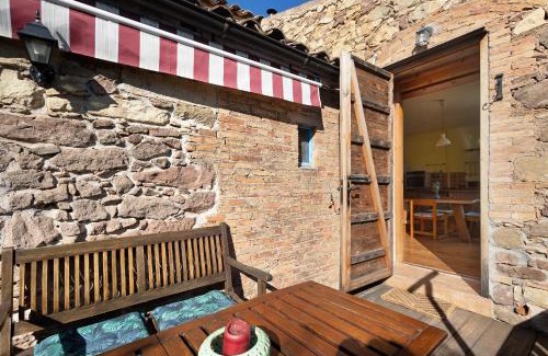 Artes House | Cal Malla petit