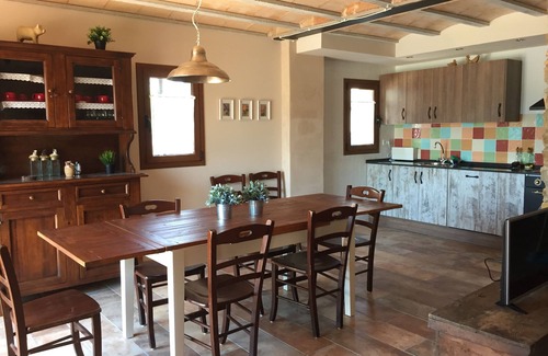 Puigcercos Cottage | Cal Nenot, self-catering cottage with private pool and views of the Montsec