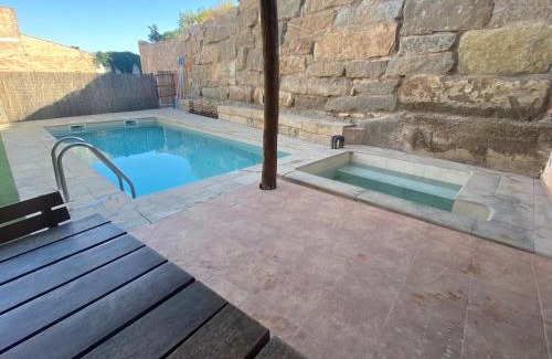 Castellnou de Seana House | Cal Puro