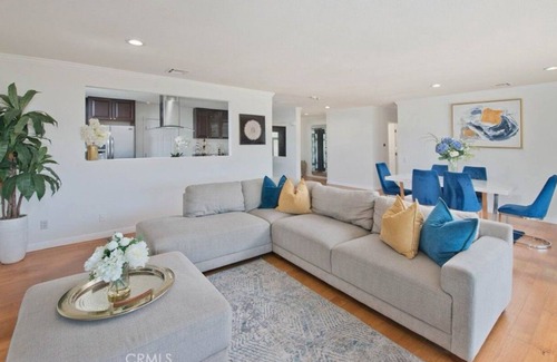 Calabasas House | calabasas Home With stunning Views, Pool, and Jacuzzi