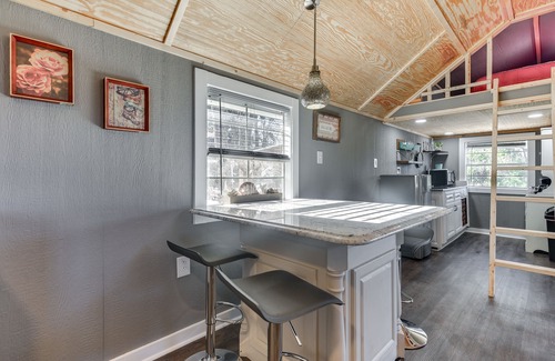 Sunset Beach Apartment | Calabash Studio Cabin, 4 Mi to Sunset Beach!