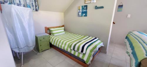 Margate Apartment | Calamari 9 - 6 Sleeper - 30 Steps From The Beach!