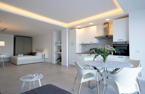 Molfetta Apartment | [Calammare Apartment N°7 Brezza] - Seaview - Molfetta - Private Beach & Gym