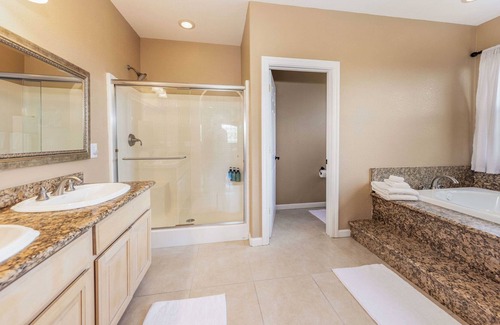 Livermore House | Caldeira Estate | Main House w/ Hot Tub