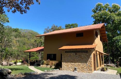Hato Viejo House | Caldera River Canyon