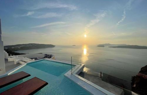 Megalochori Villa | Caldera View Private Villa