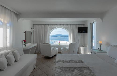 Megalochori Villa | Caldera View Private Villa