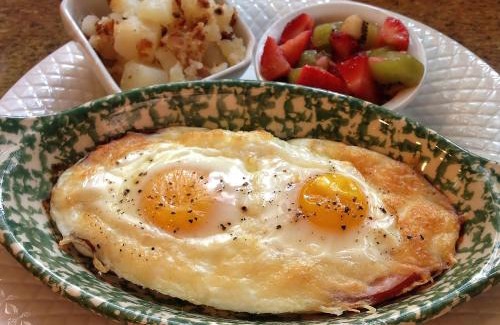 Salisbury Mills Bed & Breakfast | Caldwell House Bed and Breakfast