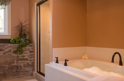 Salisbury Mills Bed & Breakfast | Caldwell House Bed & Breakfast
