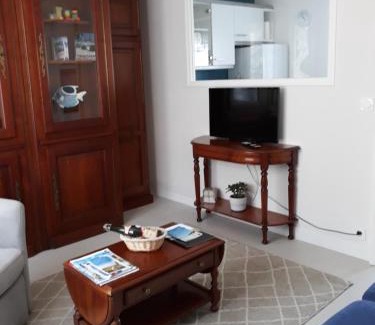 Port-Louis House | Cale In